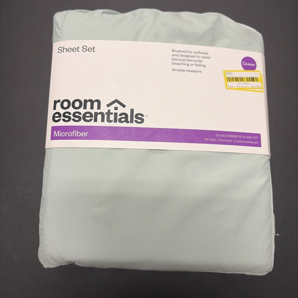 New Room Essentials Microfiber Sheet Set 4PC- (QUEEN) Stripped